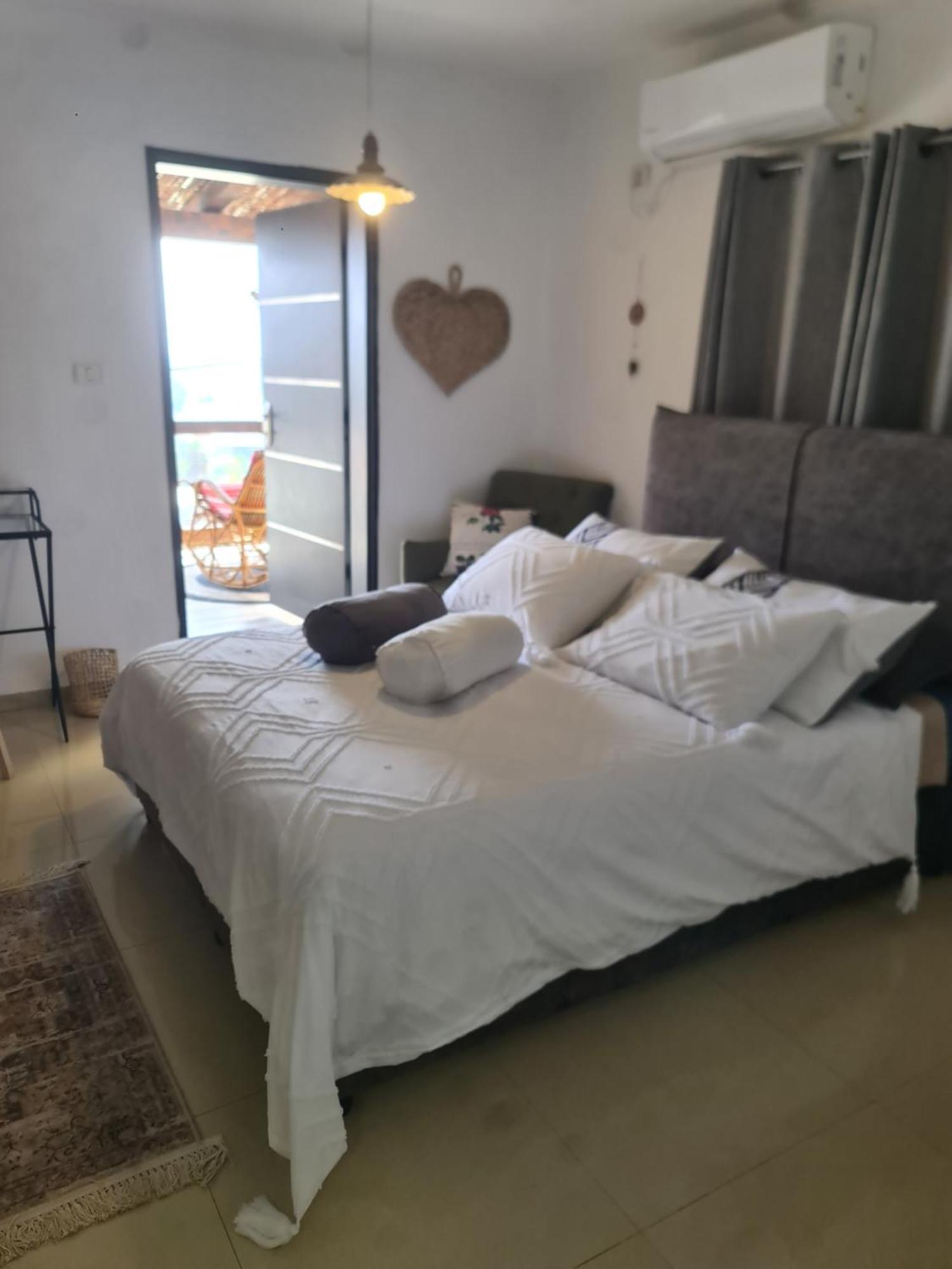 Ronit'S Place Apartment Qiryat Shemona Exterior foto